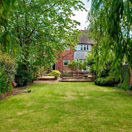 Single Room In Brand New 5 Bedroom Home BW Room 2 Solihull Bagian luar foto