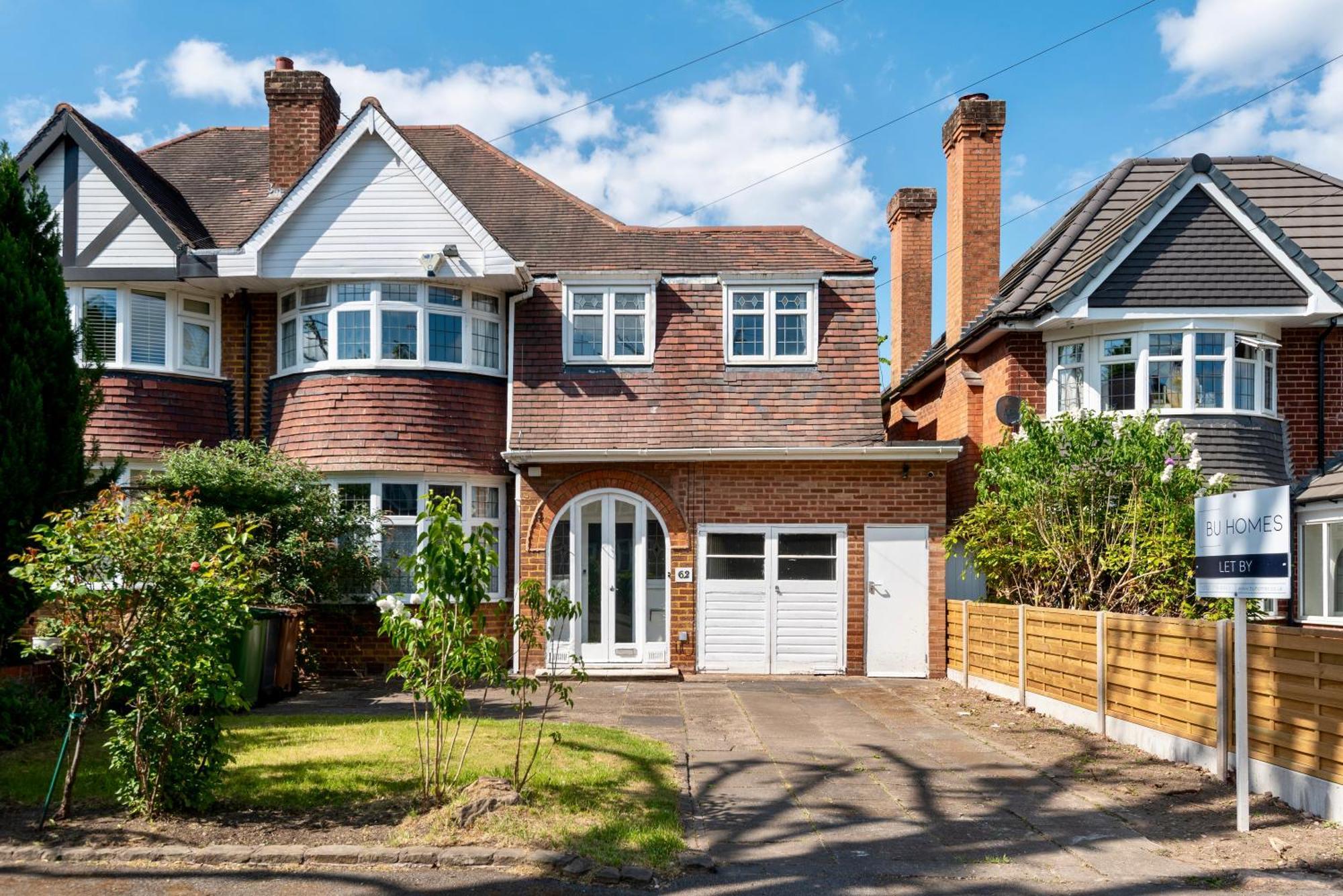 Single Room In Brand New 5 Bedroom Home BW Room 2 Solihull Bagian luar foto