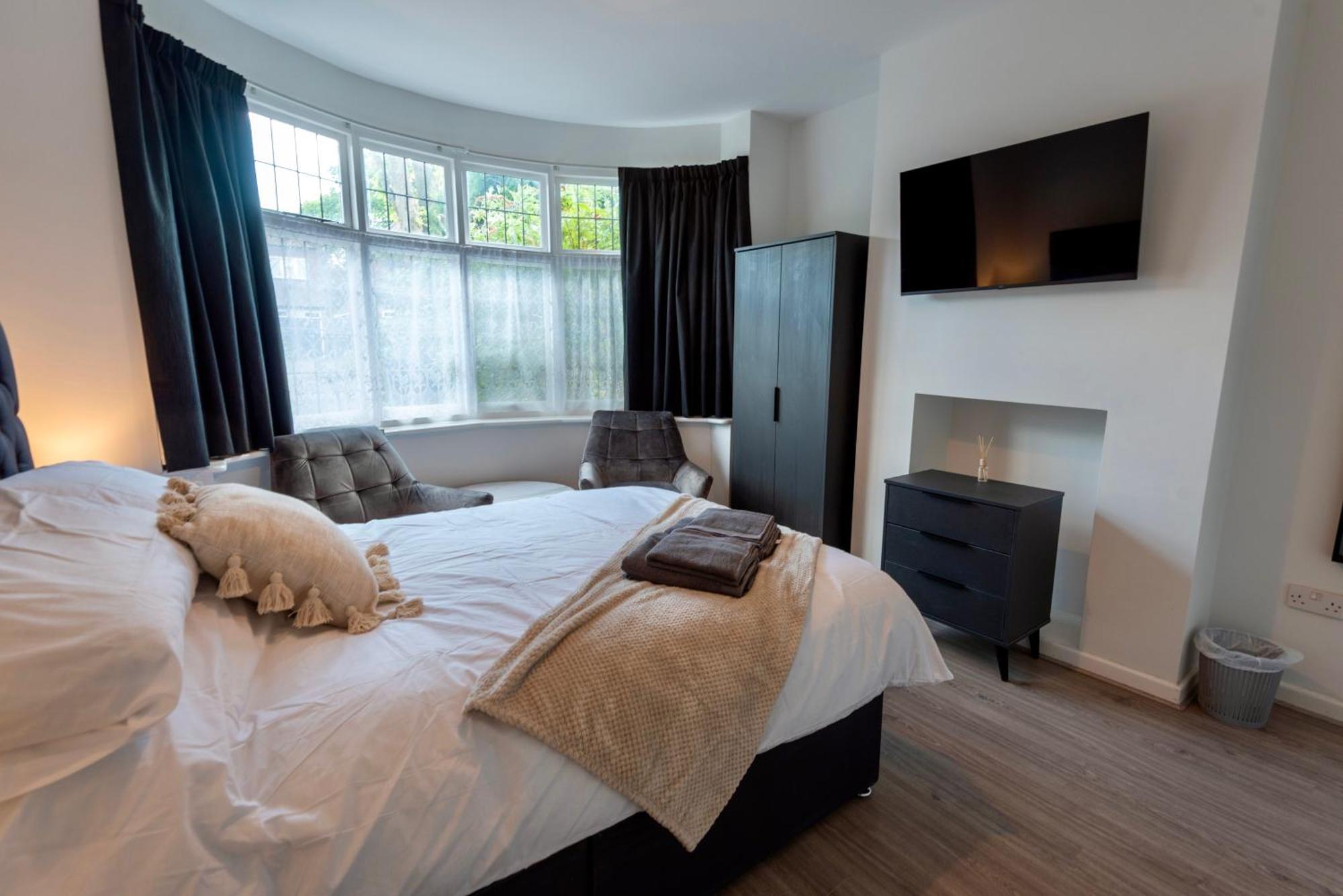 Single Room In Brand New 5 Bedroom Home BW Room 2 Solihull Bagian luar foto